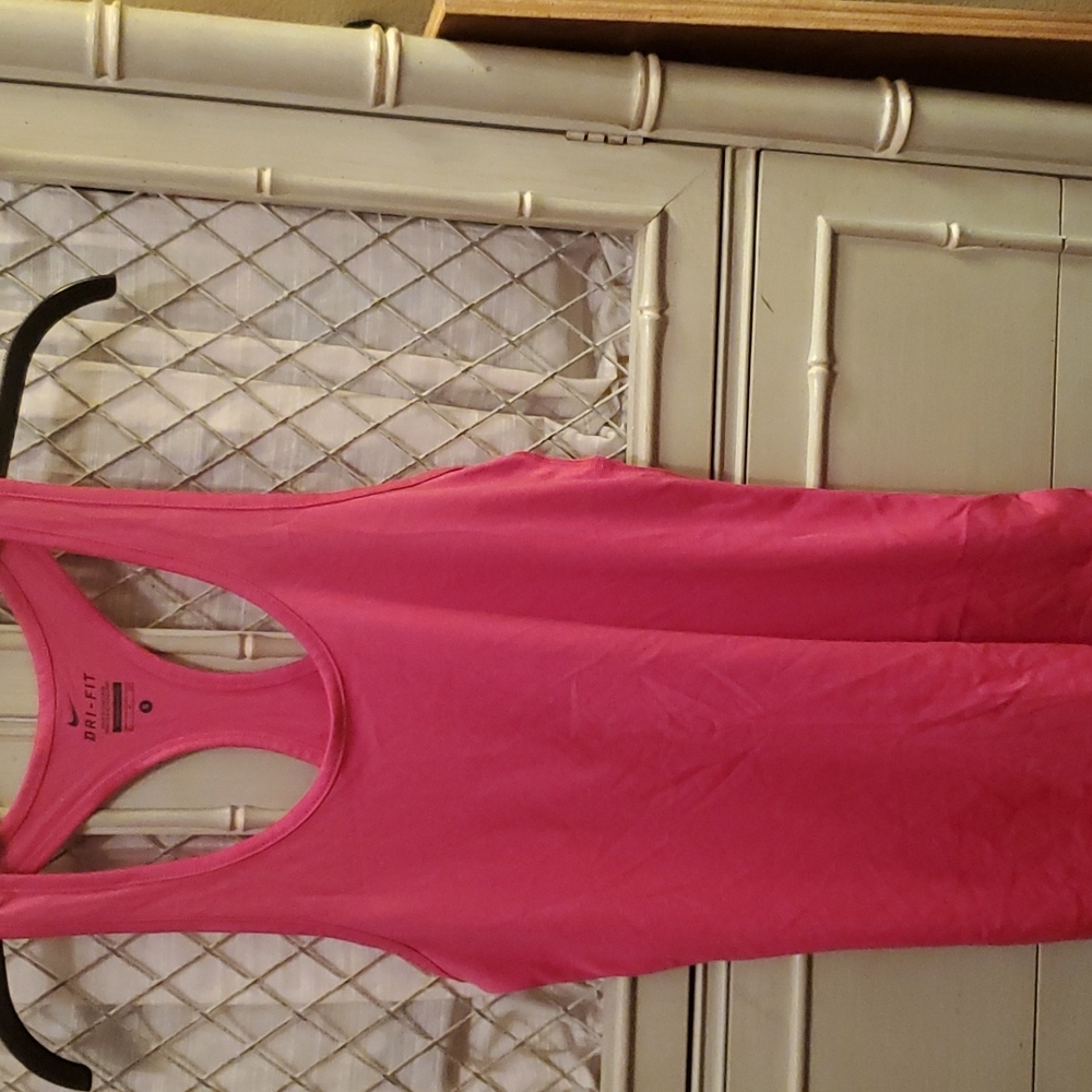 Nike women's size small racer back top. Pink